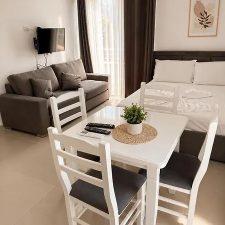 Perball Rafaelos Appartement *